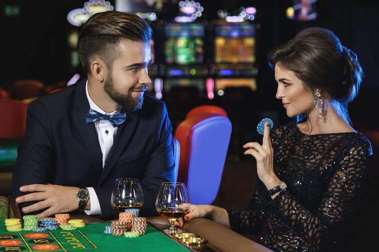 vg78slot live casino table with blackjack dealer on mobile screen